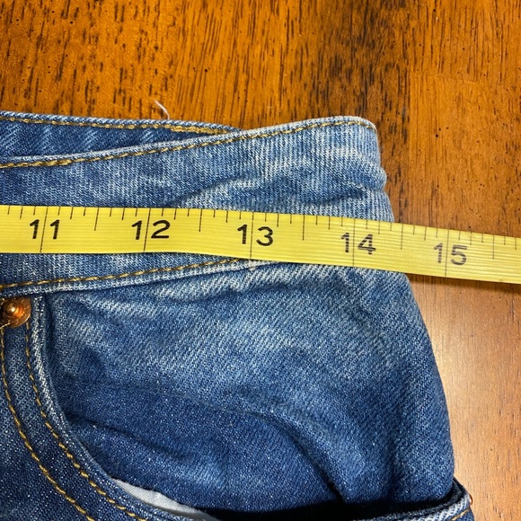 Avenue denim western skirt.  Size 10. I would consider this a mini - Picture 8 of 11